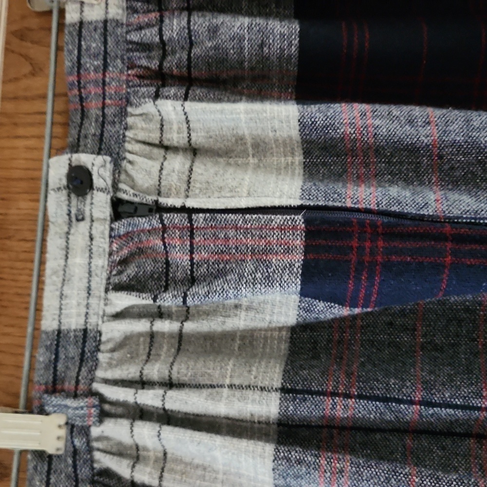 Misses vintage ILGWU plaid skirt - Size 13/14 - Picture 4 of 7